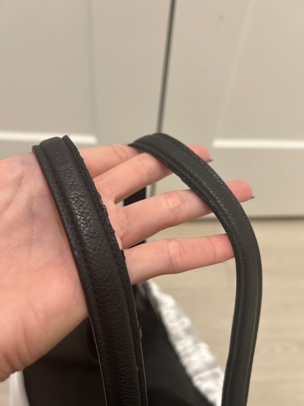 Coach Edie Shoulder Bag 31 in Pebbled Leather - Picture 10 of 17